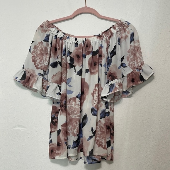 Sienna Sky Floral Blouse size M - Picture 1 of 4